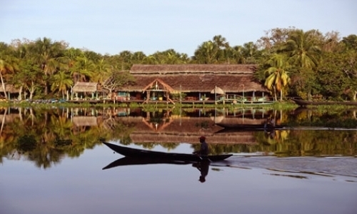 Volunteer in Ecolodge Volunteer in Ecolodge